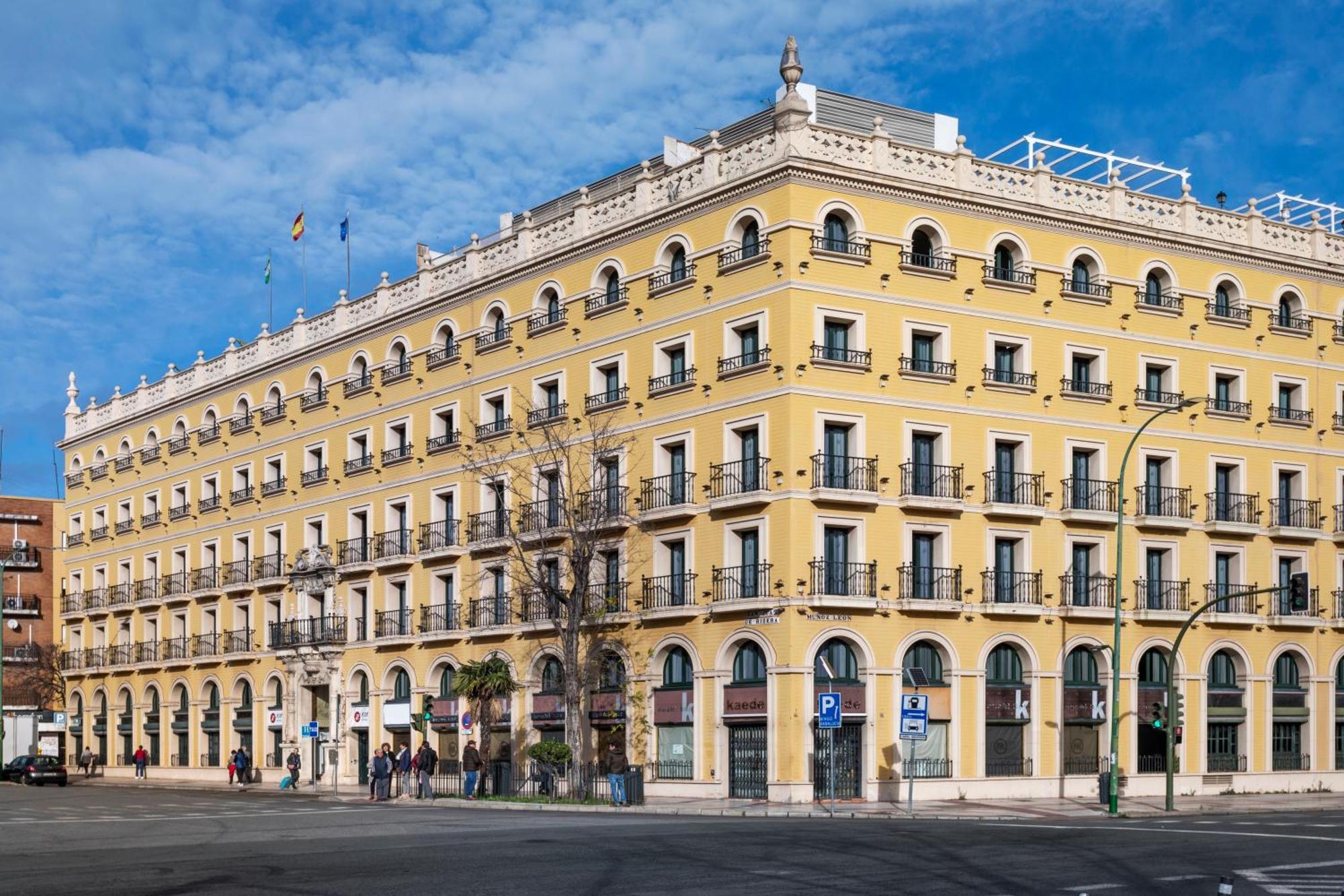 Exe Macarena 4* Seville